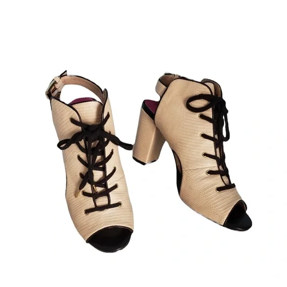 Juicy Couture Lace Up Open Toe Heels Size 10 - Picture 14 of 16